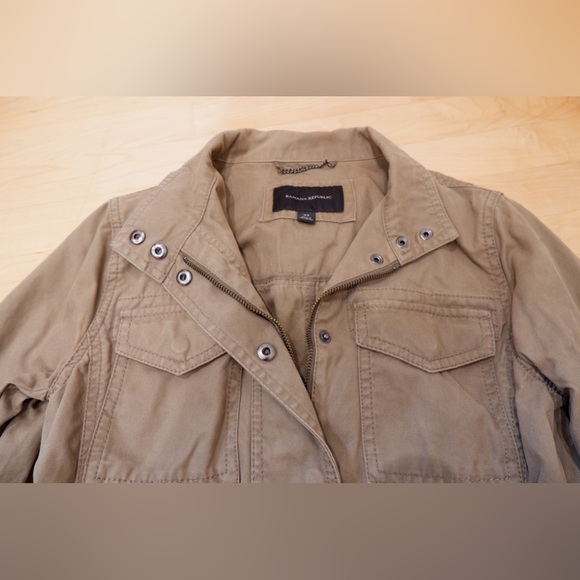 Banana Republic Utility Jacket - Picture 3 of 9